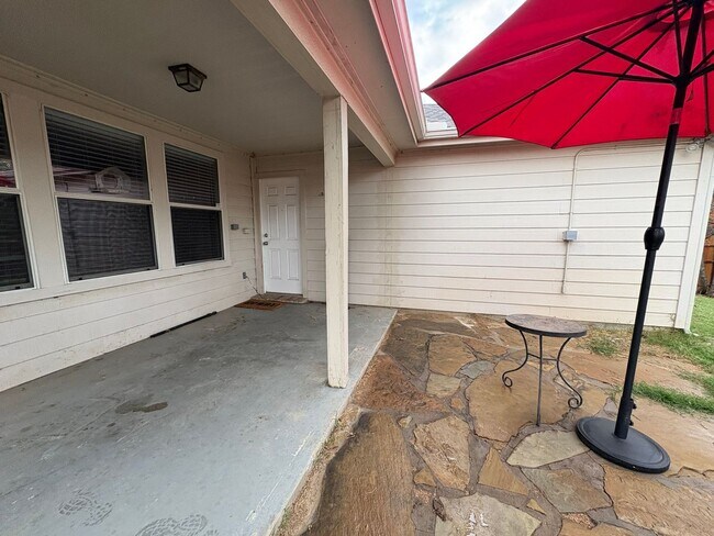 Foto del edificio - Charming NWISD 3-2-2