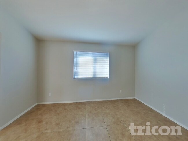 Building Photo - 6837 W Gary Way