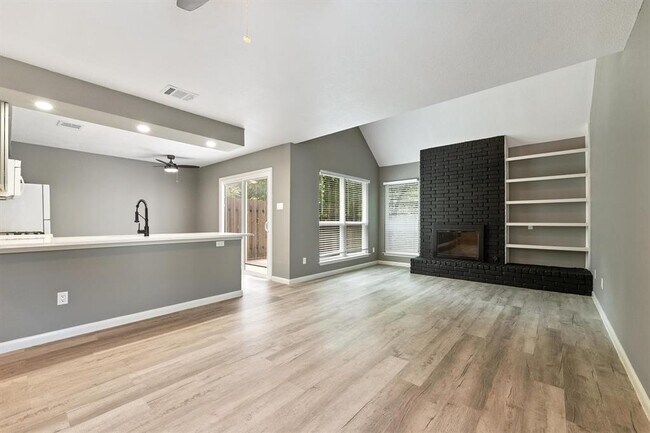 Building Photo - 8330 Fathom Cir