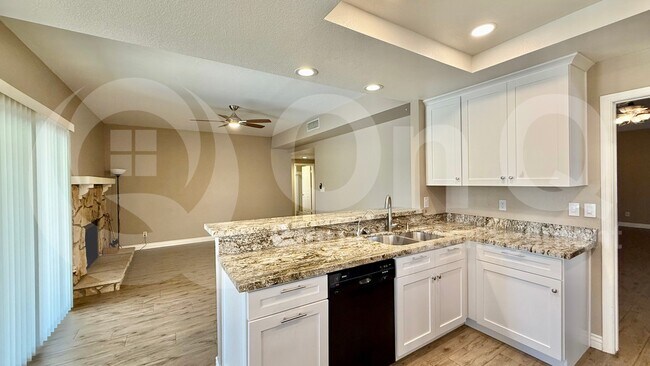 Foto del edificio - 5407 E Fountain Cir