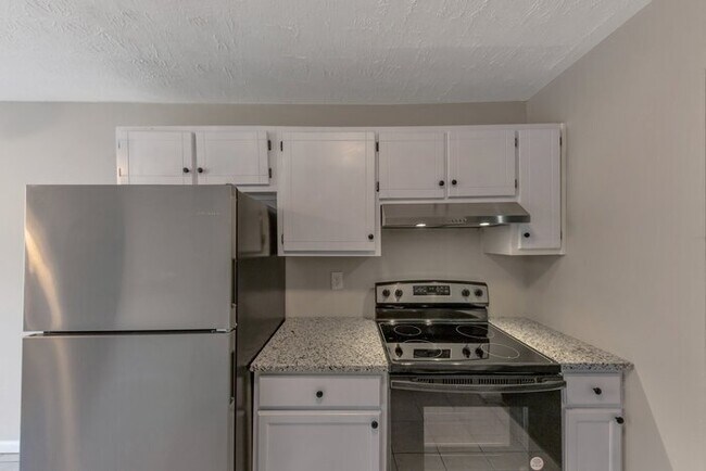 Foto del edificio - 8541 Westchester Dr