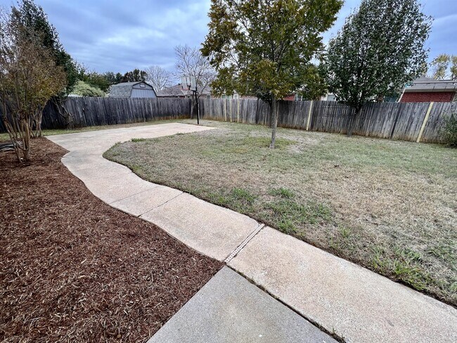 Foto del edificio - 2805 Yorkfield Ct