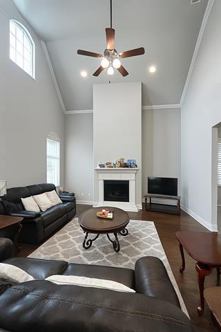 Building Photo - 12749 Friar St