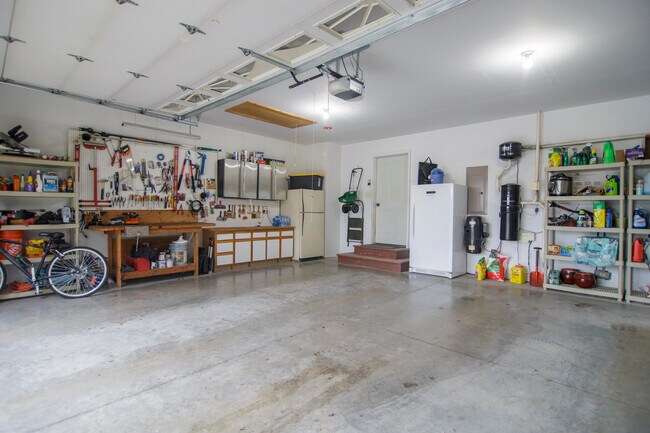 Building Photo - 64 E Katina Ct