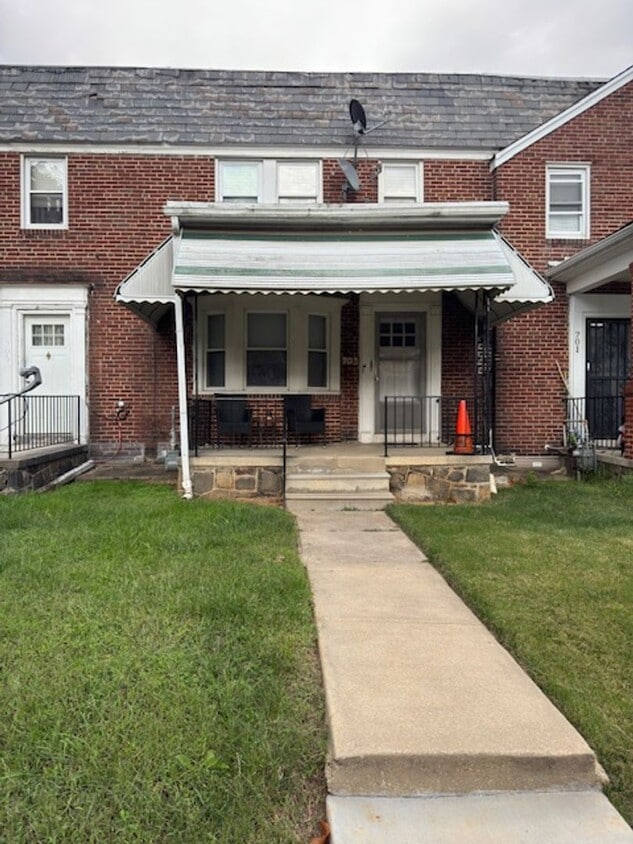 Charming 1 Bedroom Apt - Charming 1 Bedroom Apt