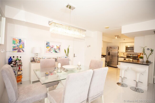 Foto del edificio - 19101 Mystic Pointe Dr
