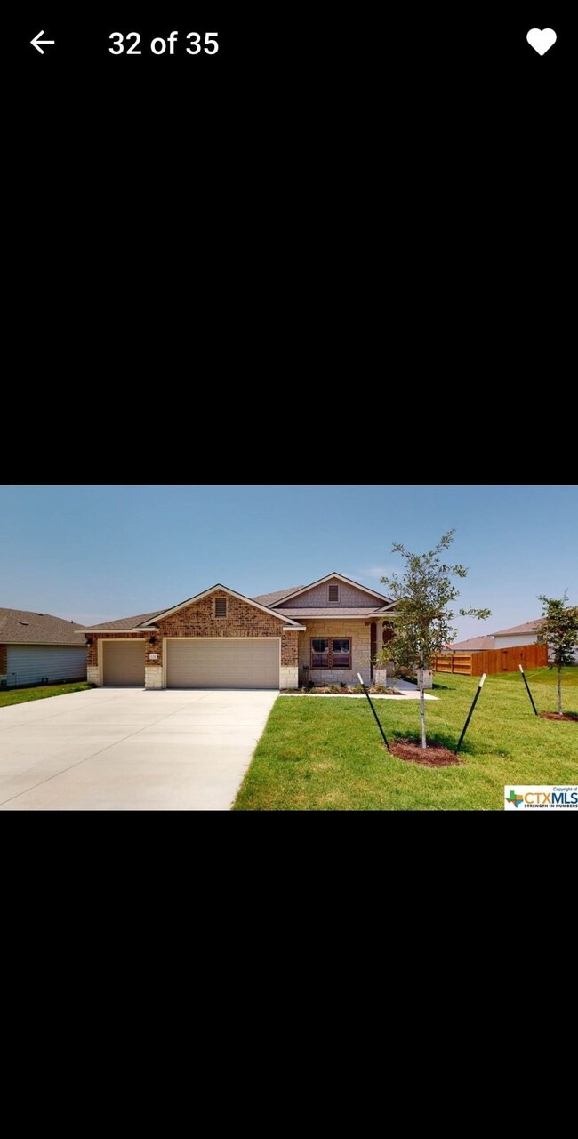 Building Photo - 109 Ayla Marie Dr