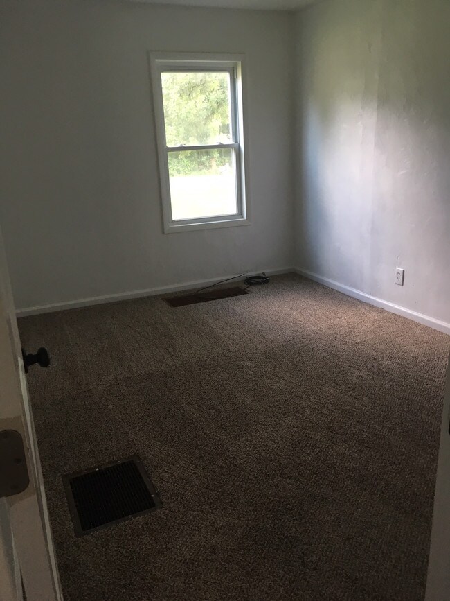 175 Ellis Rd, Battle Creek, MI 49037 House Rental in Battle Creek, MI