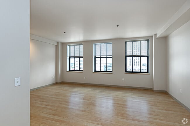 1 habitación, 1 baño - 941 pies cuadrados - Sala de estar - Professional Building Lofts