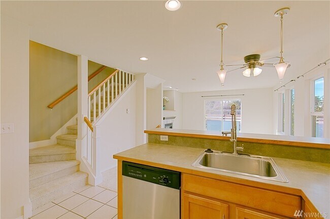 Foto del edificio - Highland Park Townhouse