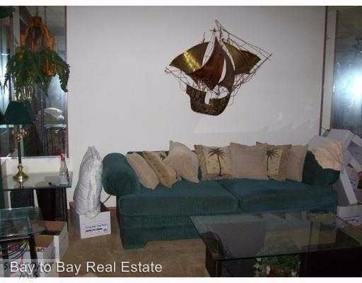 Building Photo - 2 br, 1 bath House - 615 Keene Road #D