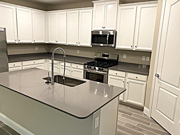 Foto del edificio - 92 Cobalt Ln