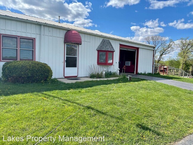 Building Photo - 5102 Cranberry Rd
