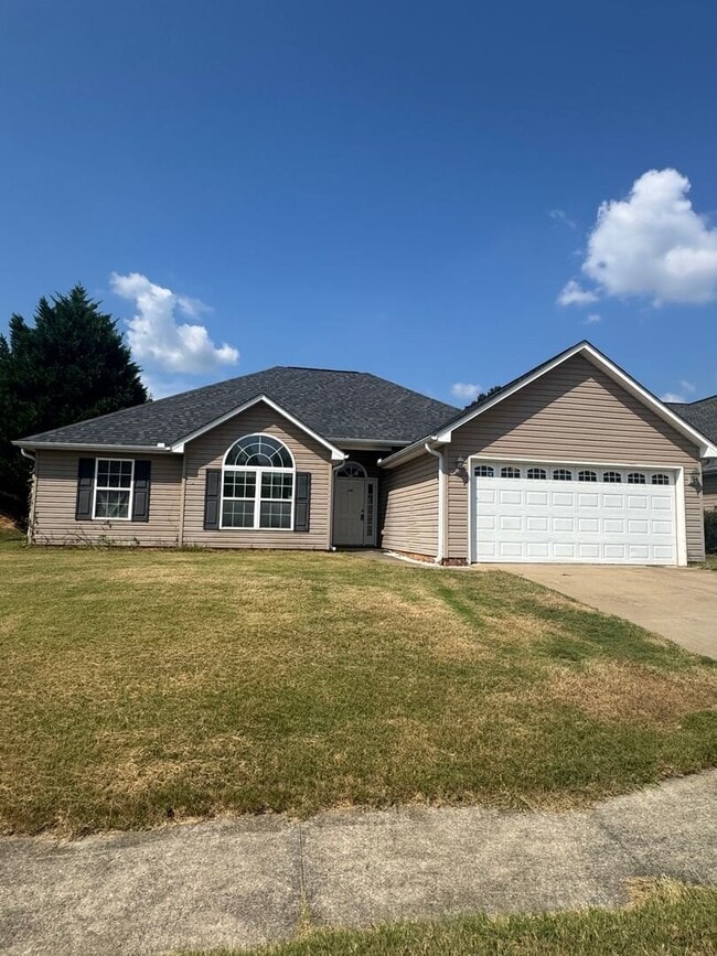 Photo - Updated 3 bedroom House