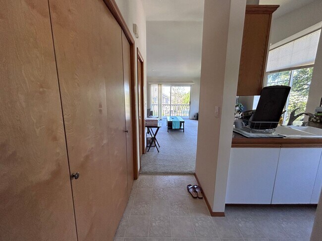 Foto del edificio - 3340 Southbend Pl