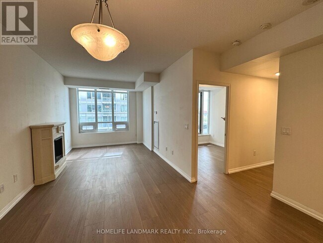 Photo du bâtiment - 65-1165 E Liberty St