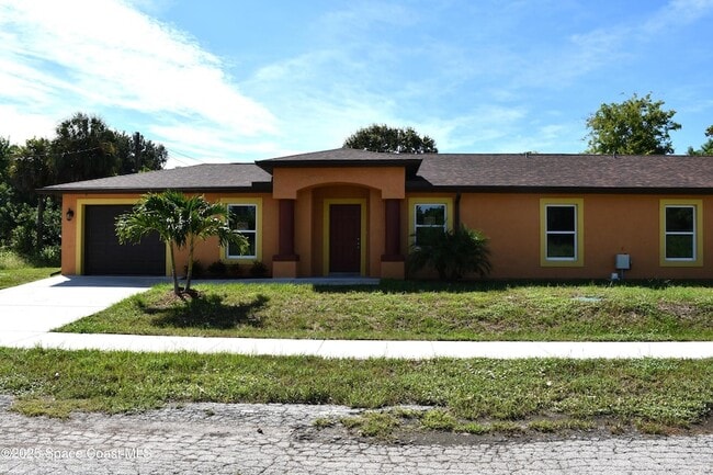 Building Photo - 1515 Furnari St