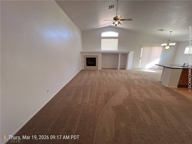 Building Photo - 1216 E El Campo Grande Ave