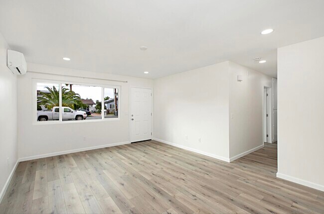 Building Photo - 1133 Florida St