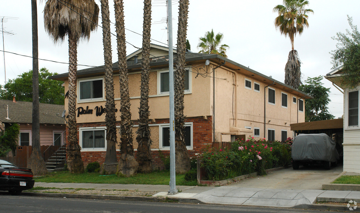 Building Photo - Palm West