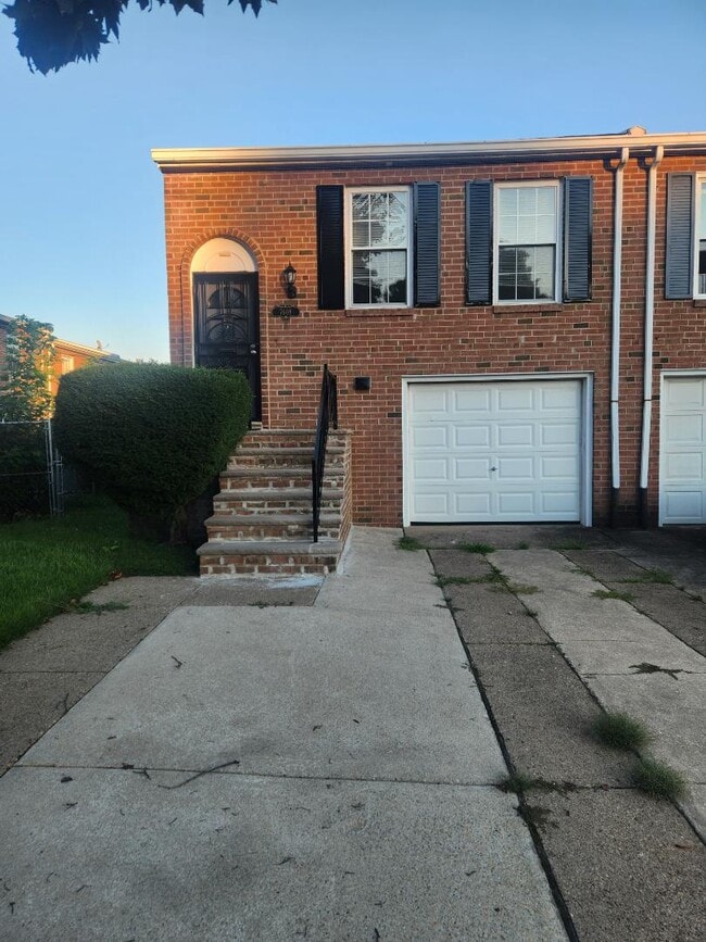 Building Photo - 7608 Dicks Ave