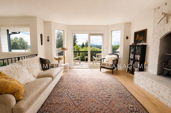Foto del edificio - 18508 10th Ave NE