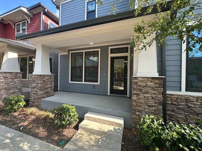 Building Photo - BRAND NEW HOME!