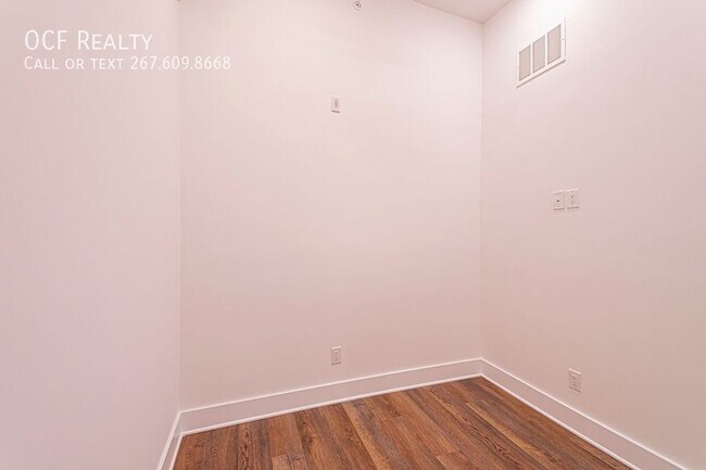 Foto del edificio - 1211 Bainbridge St