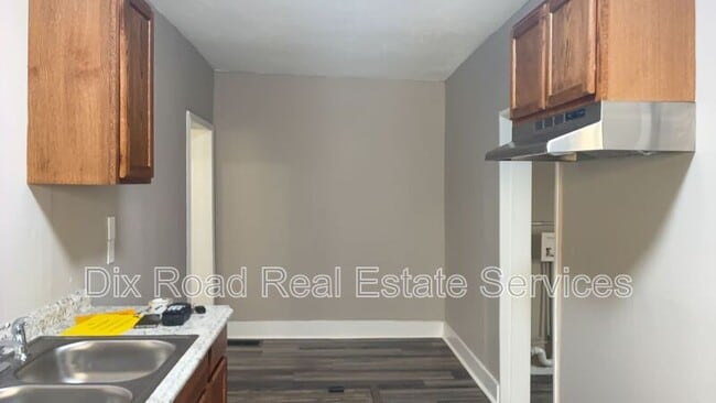 Building Photo - 339 South Eleventh Street