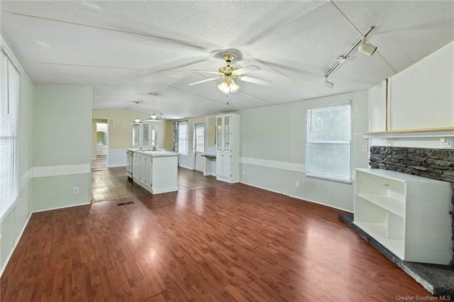 Building Photo - 2416 Bonito Dr
