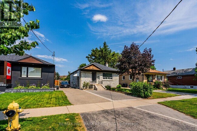 Building Photo - 41 Treeview Dr