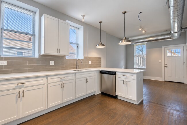 Foto del edificio - 2117 W 18th St