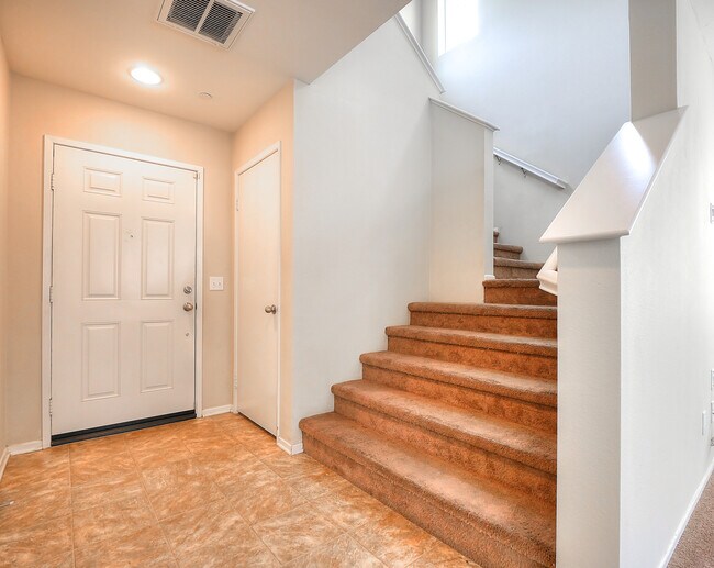 Foto del edificio - 34212 Woodmont