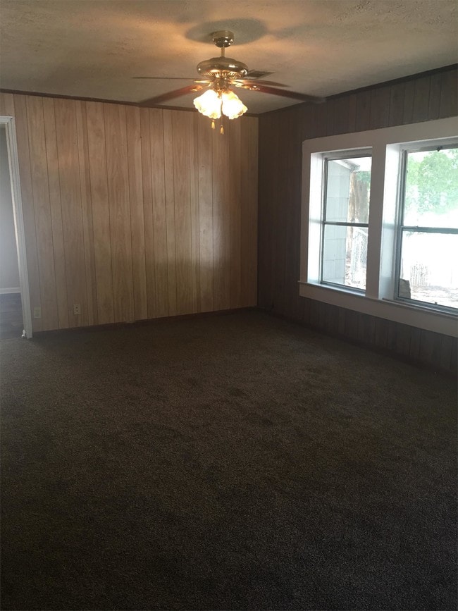 Building Photo - 5731 Neese St