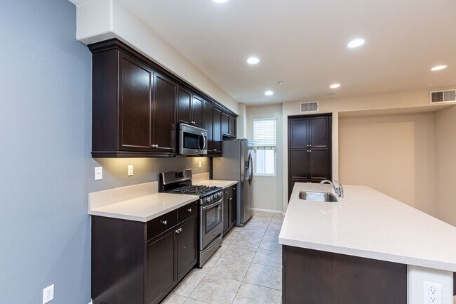 Foto del edificio - ***LOOK&LEASE $250.00 OFF FIRST MONTH***ST...