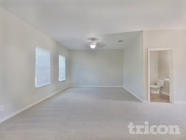 Foto del edificio - 1058 Lancelot Dr