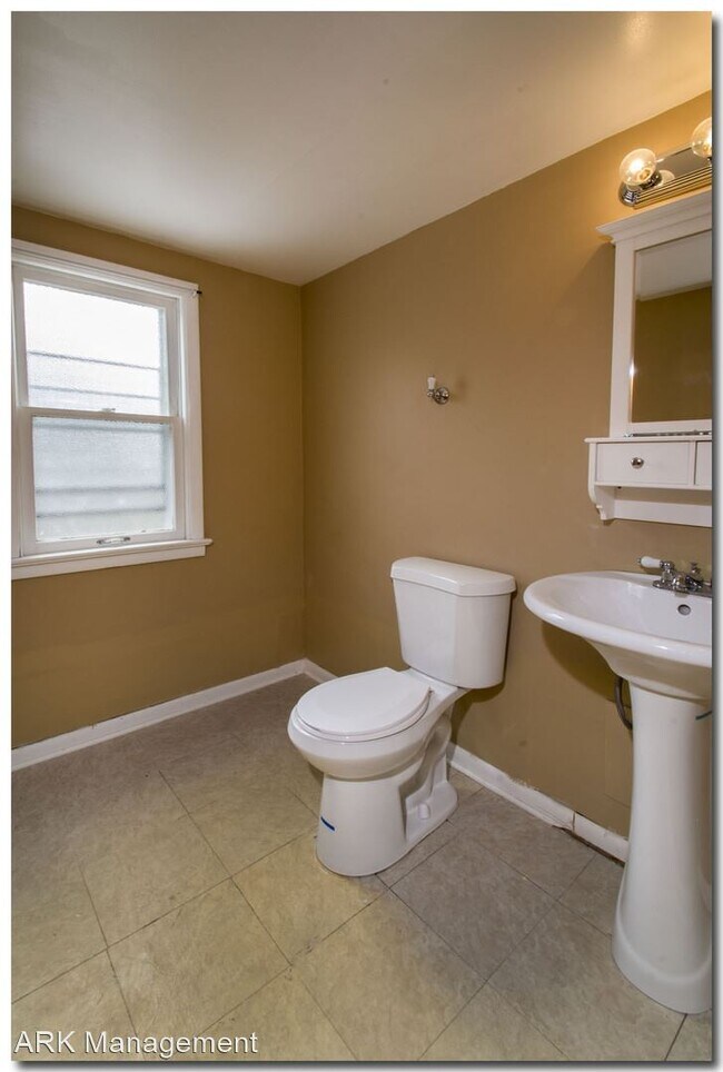 Building Photo - 3 br, 2 bath House - 4392 Ardmore Rd