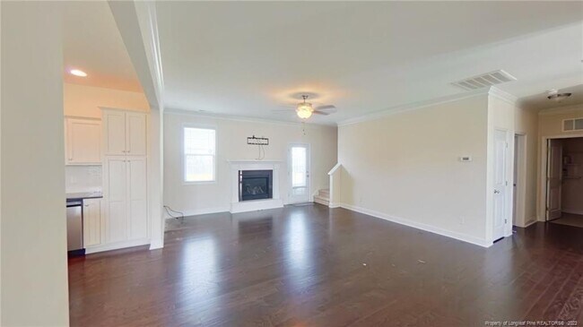 Foto del edificio - 1540 Vergeland Dr