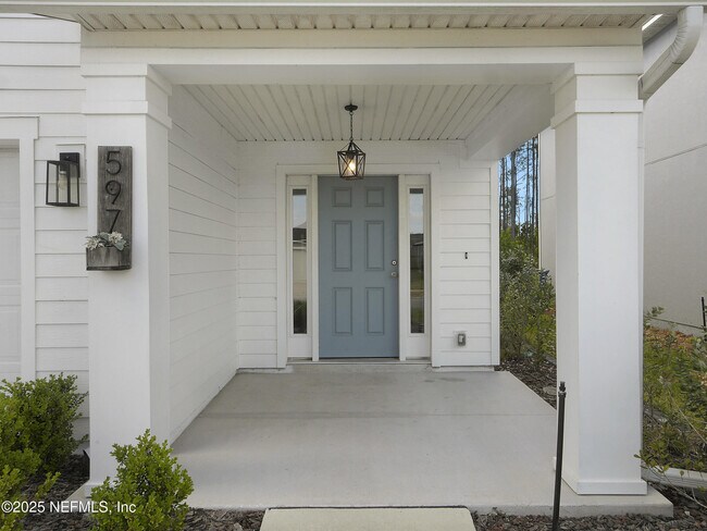 Foto del edificio - 597 Meadow Ridge Dr