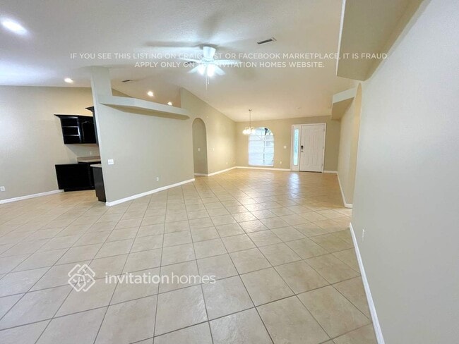 Foto del edificio - 17910 Simmons Rd