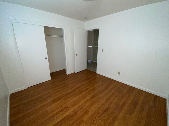 bedroom - 4125 Anna Ave