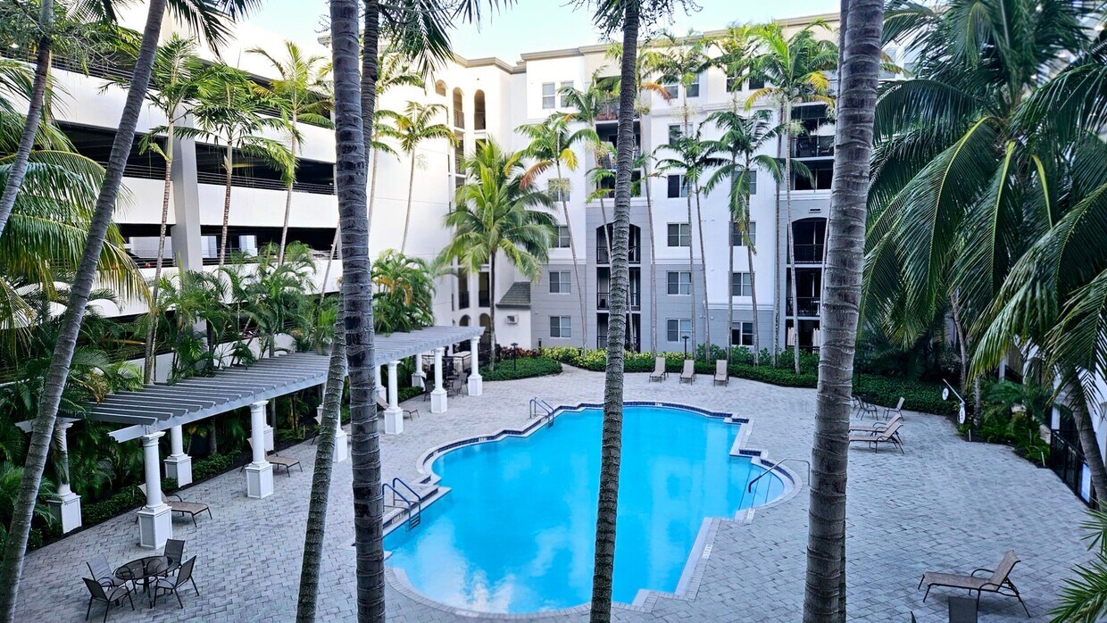 1690 Renaissance Commons Blvd Unit 1323, Boynton Beach, FL 33426