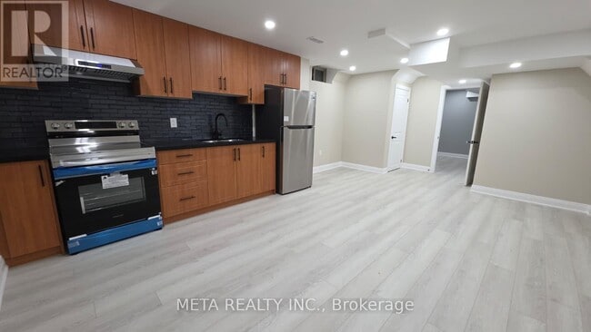 Building Photo - 25 Hassard-Short Ln