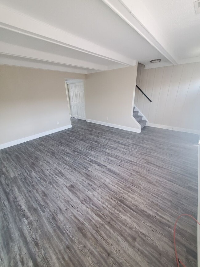 Interior Photo - Saratoga Apartments - STA