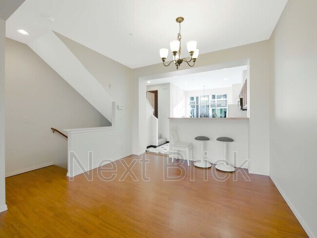 Building Photo - 11883 NE 163rd Pl