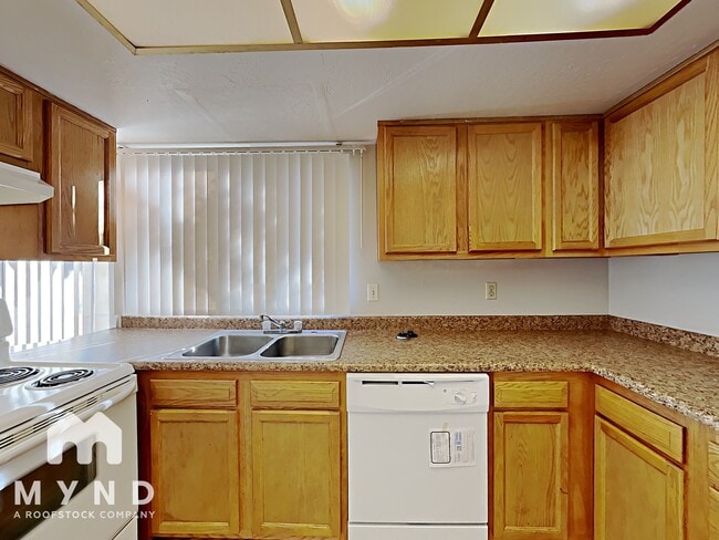 Foto del edificio - 5924 N 83rd St