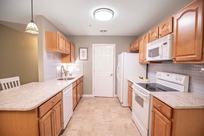 Foto del edificio - 65 Fordway Extension