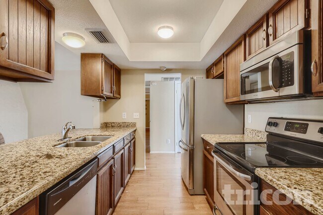 Foto del edificio - 4910 W Diana Ave