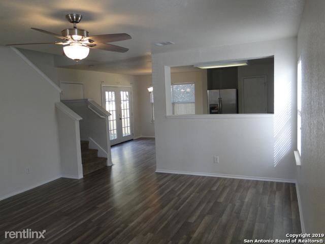 Building Photo - 3 br, 2 bath House - 421 Hampton Cv