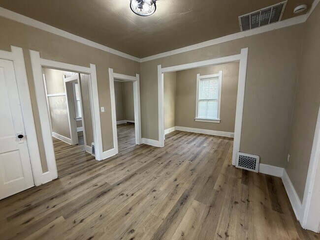 Foto del edificio - 708 N 10th St